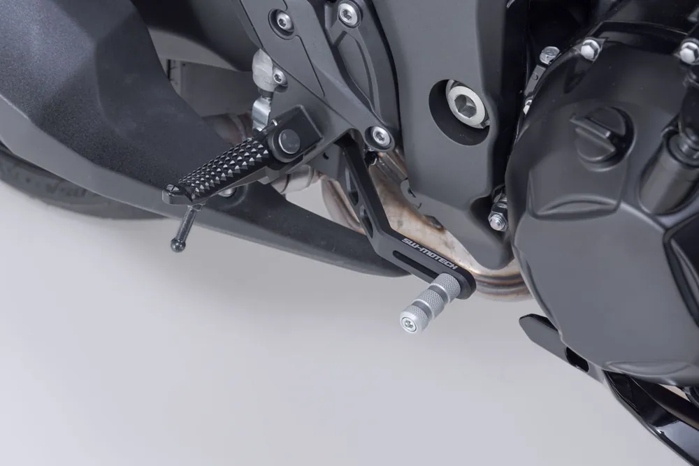 Seizoensaanbieding SW MOTECH BRZDOVÝ PEDÁL KAWASAKI Z1100/SE (25-)