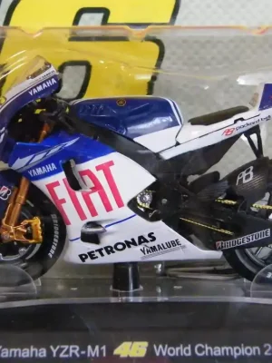Maisto Yamaha YZR-M1 World Champion 2009 Valentino Rossi 1:18 Express Levering