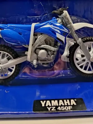 Voordeelprijs NewRay YAMAHA YZ-450F BLUE 1:18